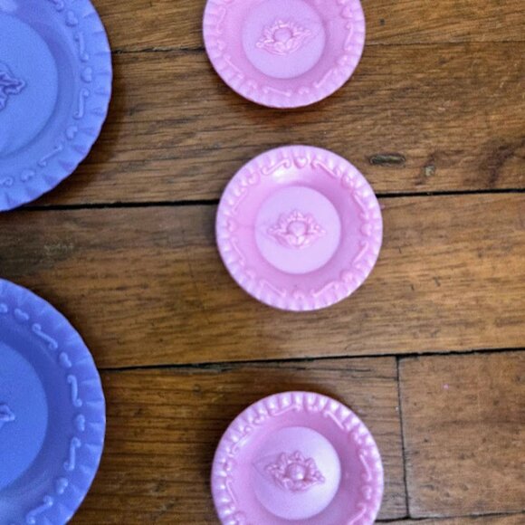 2000s Y2K Vintage Cabbage Patch Purple Plastic Tea Set With Plates And Cups - Picture 2 of 8